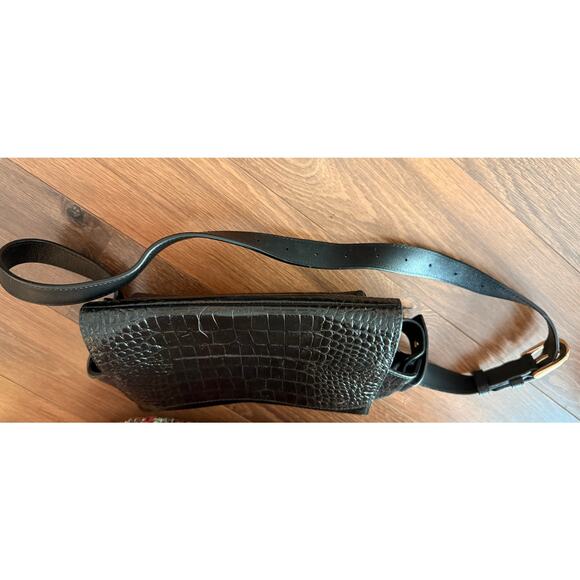 New Nordstrom Croc Embossed Leather Belt Bag - Picture 7 of 8
